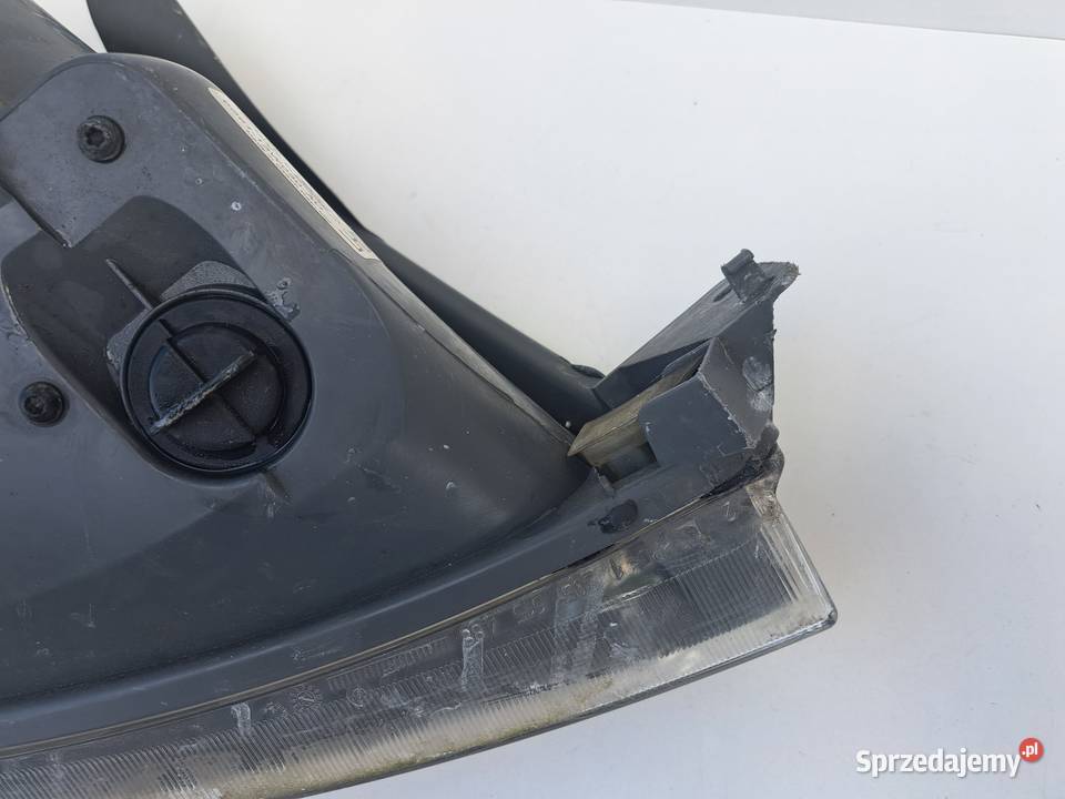 FORD FIESTA MK 6 LIFT LAMPA PRZÓD PRZEDNIA LEWA Słowikowo