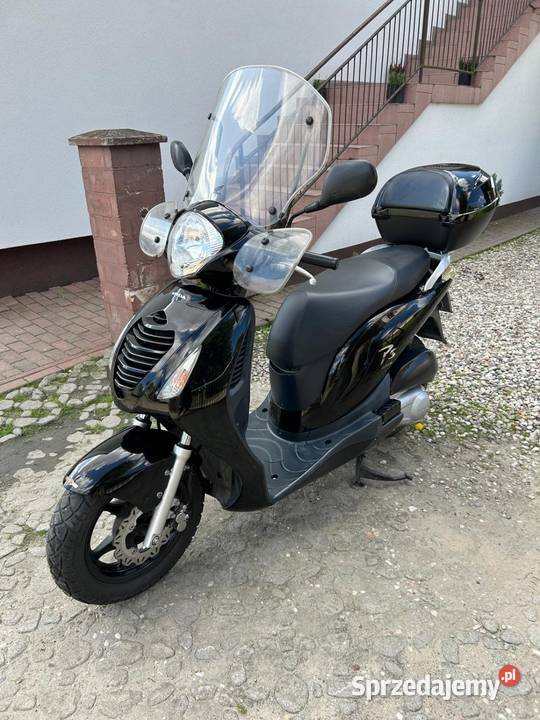 Honda 125i 125 wtrysk zadbany kufer szyba 2 bagażnik pomorskie Bobowo sprzedam