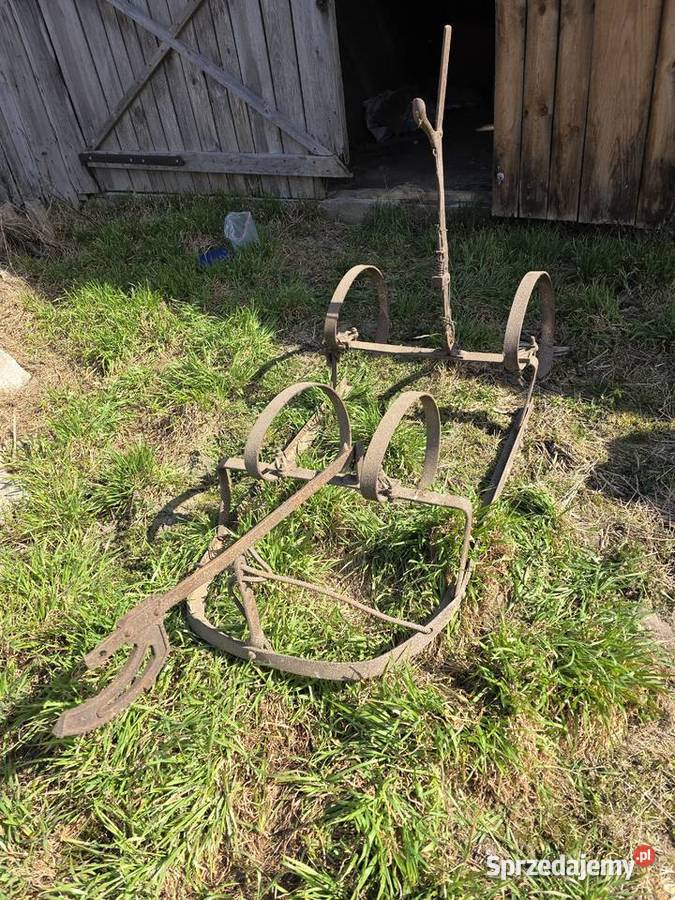 Zestaw sprzętów rolniczych konnych