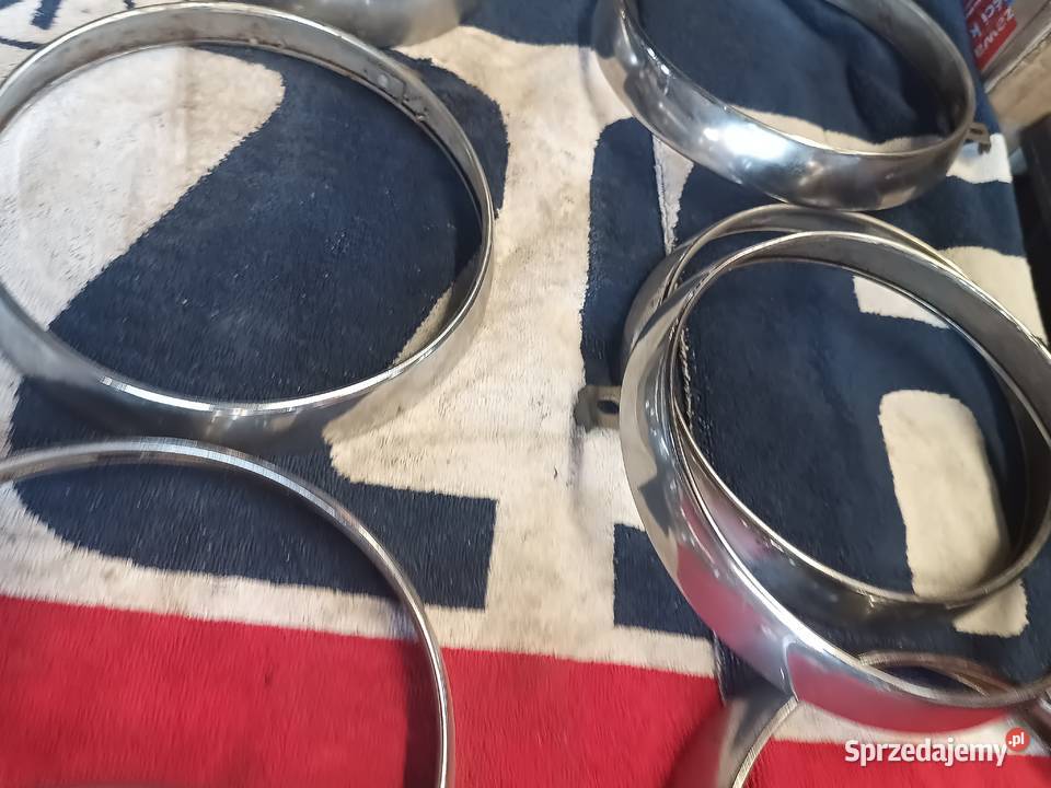 Oryginalna DDR ramka wkładu odbłyśnika Zduńska Wola sprzedam
