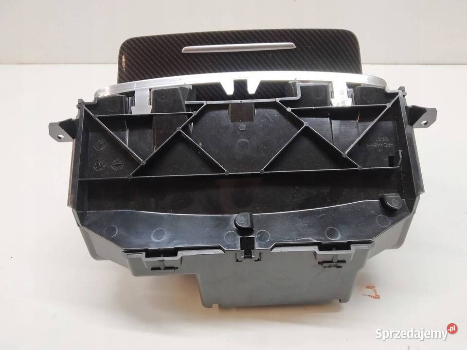 UCHWYT NA KUBEK 2056807210 MercedesBenz Cklasa sprzedam