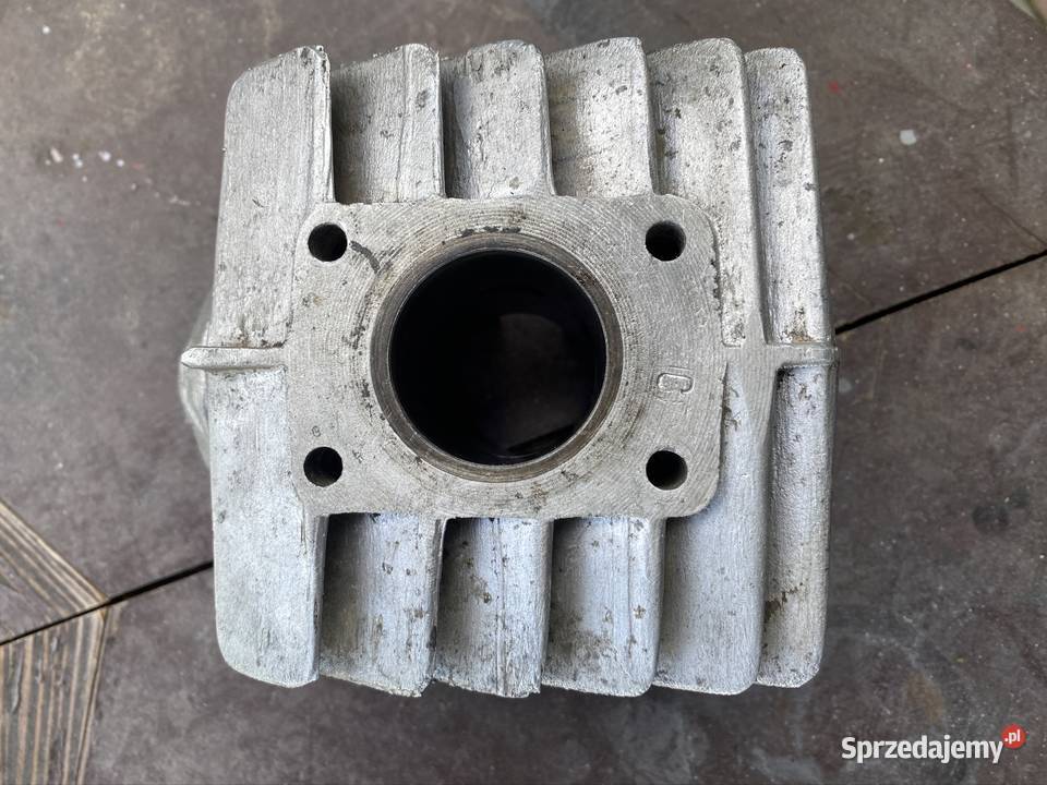 Cylinder motorynka Romet komar Cylindry, głowice, pierścienie