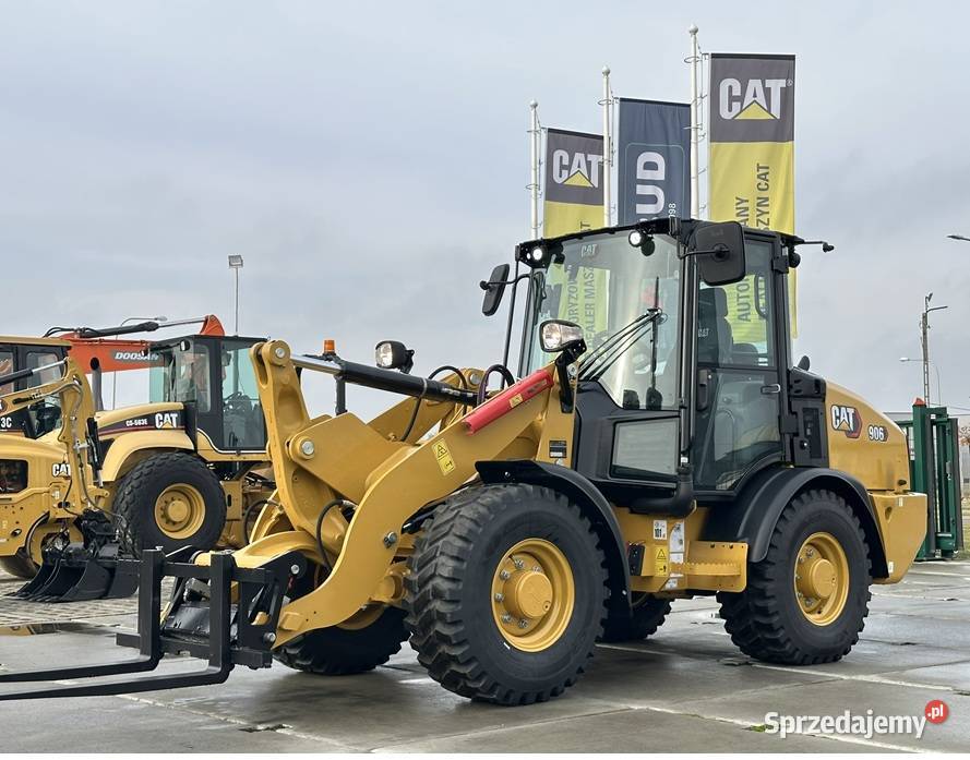 ŁADOWARKA KOŁOWA CATERPILLAR 906 Tuliszków