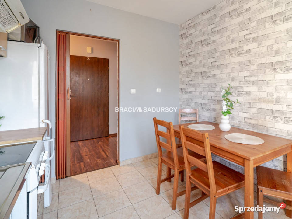 Mieszkanie Kraków 4791m2 2 pokoje blok Sprzedaż sprzedam