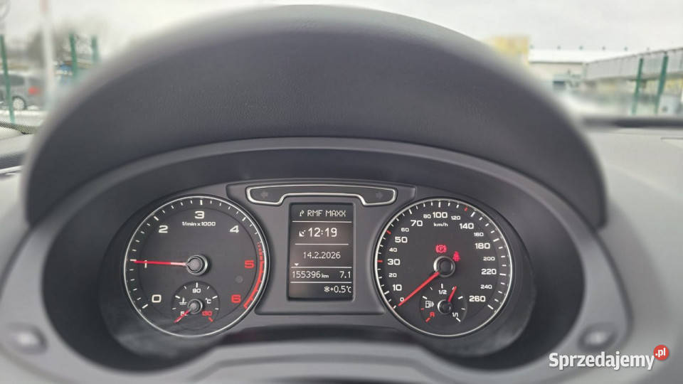 Audi Q3 bixenon ledy navi mały przebieg I manualna Lębork