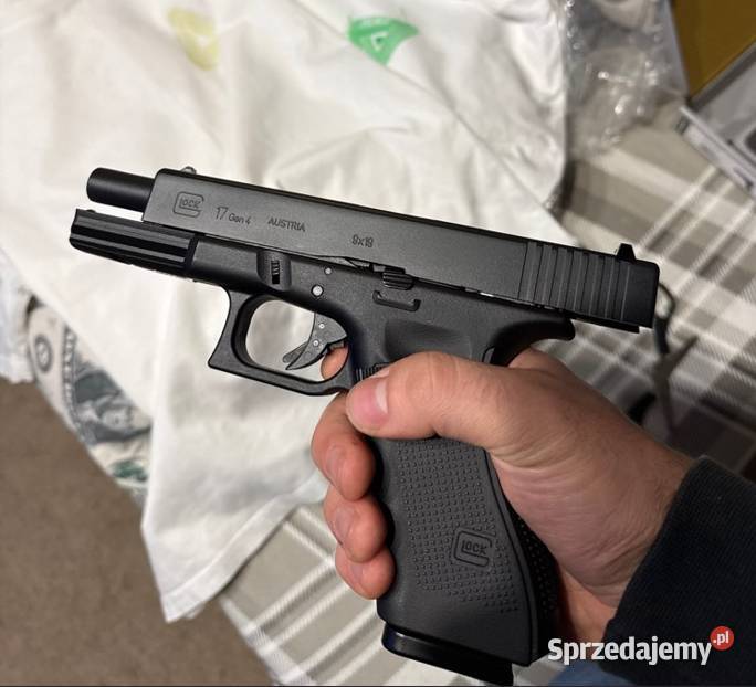 Wiatrówka GLOCK 17 GEN 4 45mm BB CO2 METALOWY Stalowa Wola