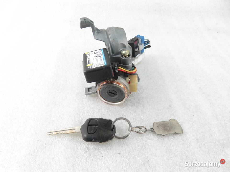 STACYJKA MITSUBISHI OUTLANDER I MR587312