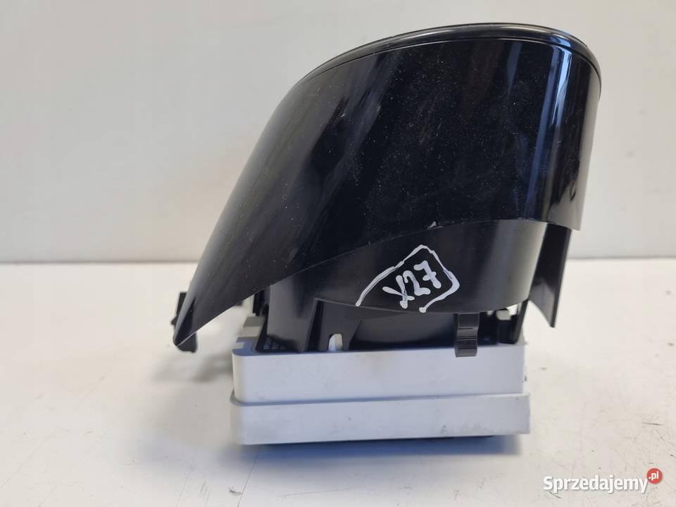 Renault Clio IV 12 09 TCE benzyna LICZNIK ZEGARY osobowe Rudka