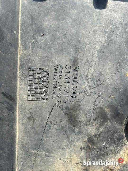 Osłona silnik Volvo v 40 cc uszkodzony