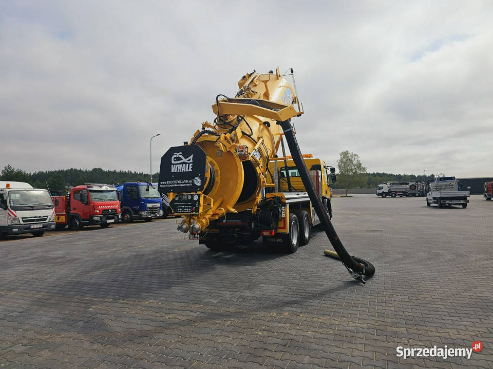 Volvo WHALE 6x4 2012 WUKO do zbierania odpadów 300KM Daleszyce