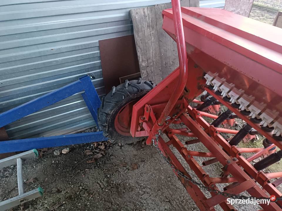 Siewnik zbożowy 3mFamarol