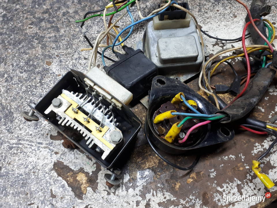 Stacyjka regulator napięcia alternator jawa 350