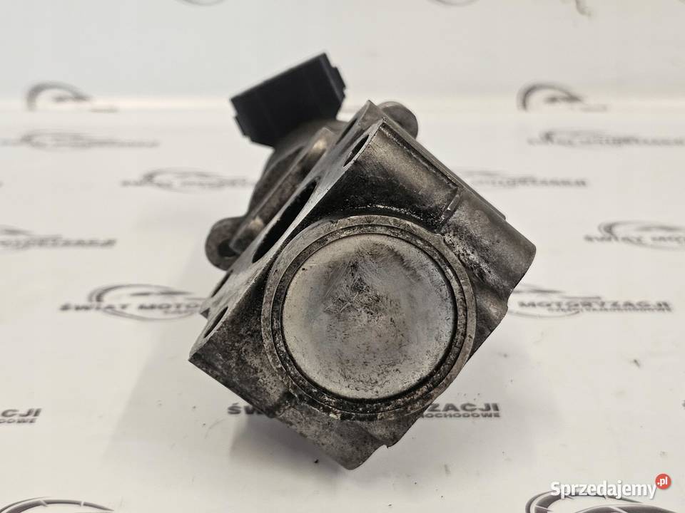 LEXUS IS 22 D 2ADFHV 177 06r zawór EGR Zawory podciśnienia sprzedam