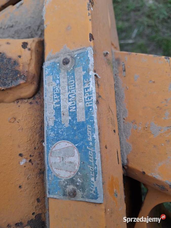 Pług trzy skibowy Jastrząb