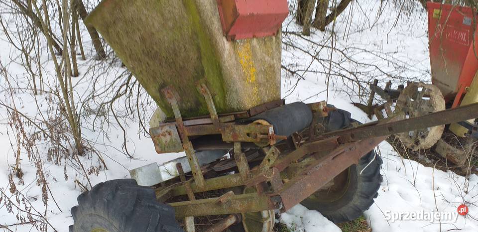 Rozsiewacz kos Piotrowice sprzedam