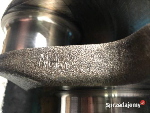 Ferguson 86508690 Valtra S274S374 wał korbowy sprzedam