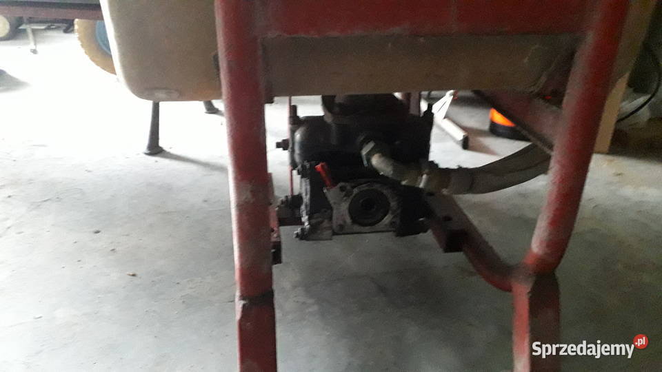 opryskiwacz termit 2 plus belka herbicydowa Kaliszany-Kolonia sprzedam