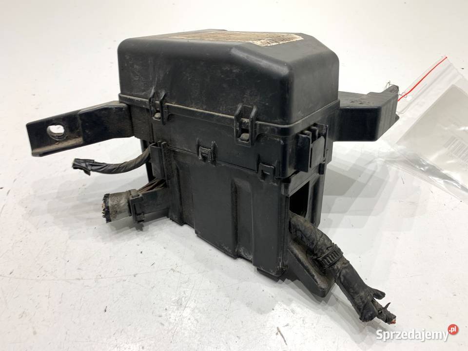 SKRZYNKA BEZPIECZNIKÓW SUZUKI SX4 Crossover 16 podkarpackie