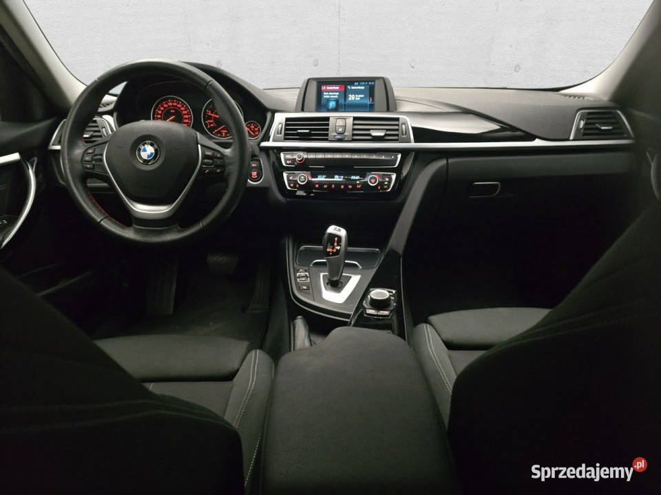 BMW 318 G20 2019 Kombi Komorniki sprzedam