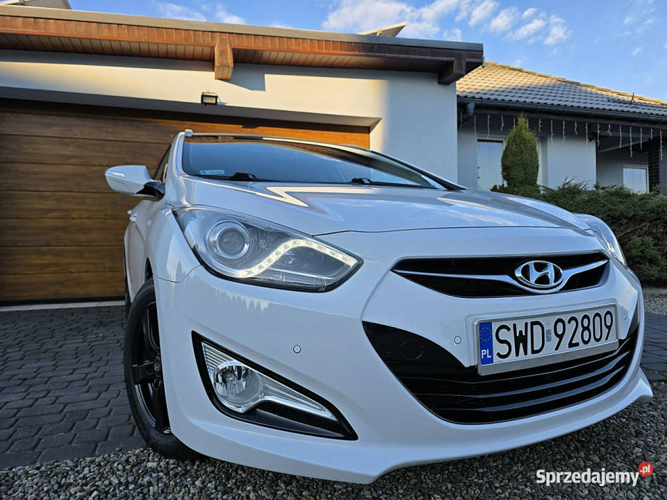 Hyundai i40 bezwypadkowy nawigacja ABS śląskie Rydułtowy