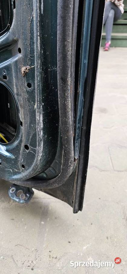 Drzwi prawy przód mercedes w202 lift Rok produkcji 1998 Zbąszyń