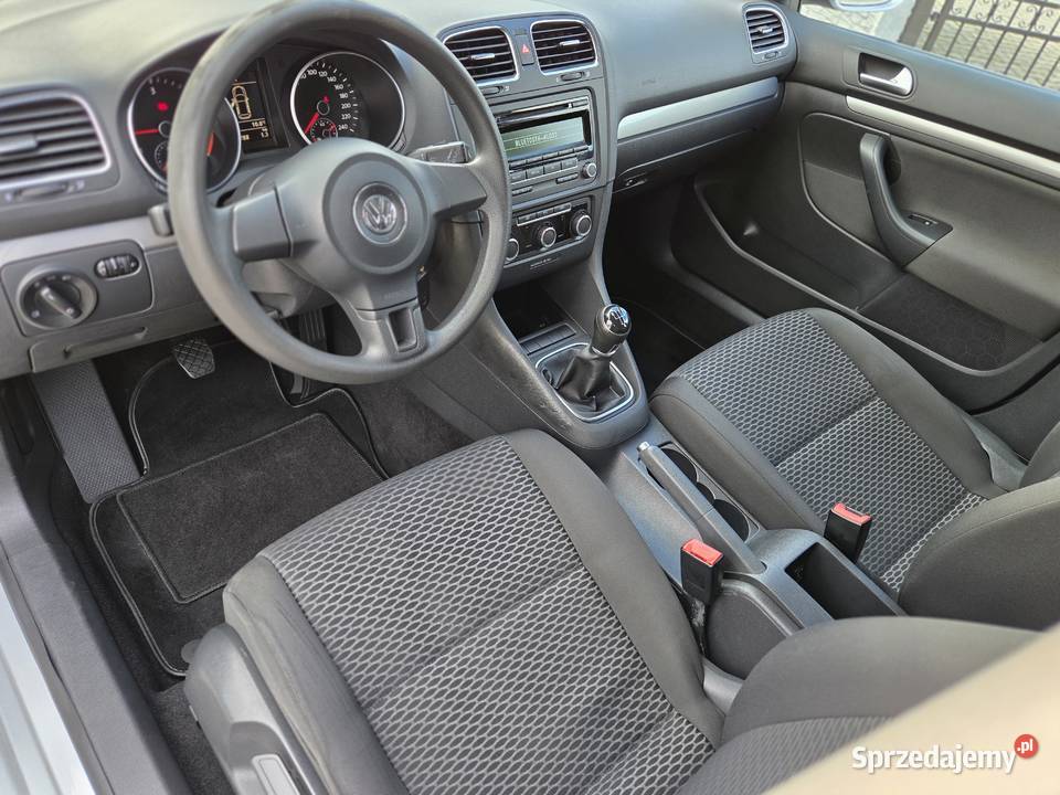 16TDI 105 Klima Elektryka DRL Isofix AUX centralny zamek Tulce