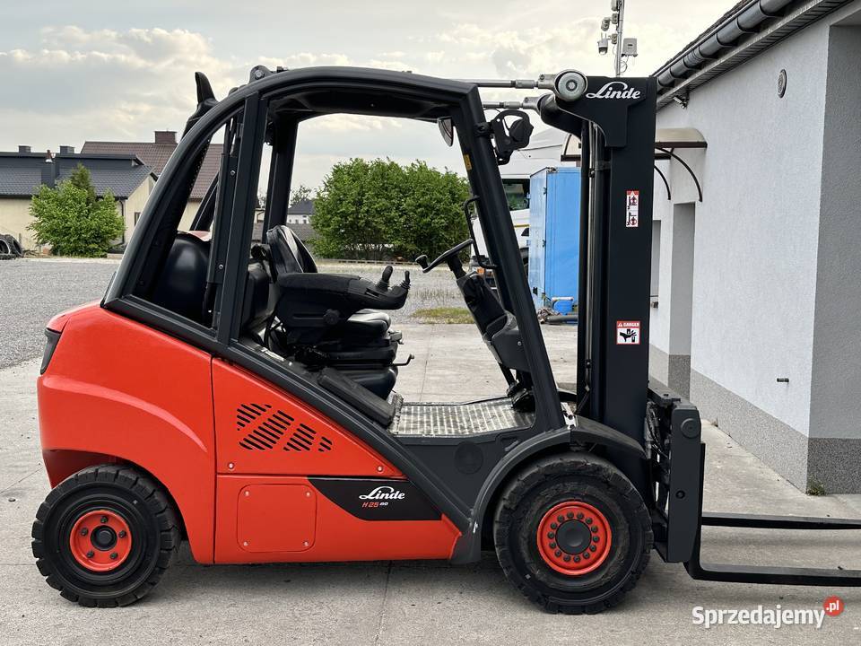 Wózek widłowy Linde H25T02 Evo Triplex 47m 4 Sandomierz