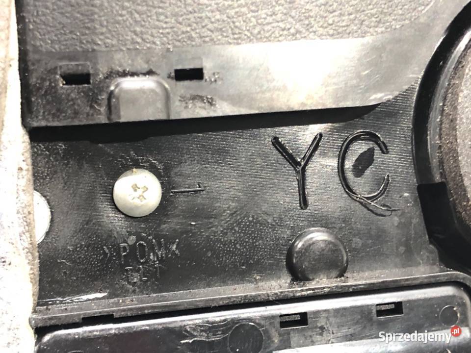 ZAMEK TYŁ LEWY LEXUS GS Hatchback 0512