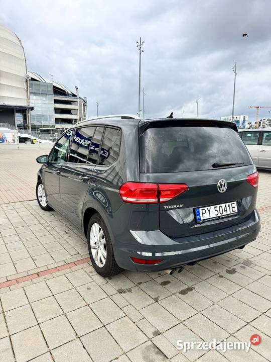 Volkswagen Touran 20 TDI 150 2019 Manual Poznań
