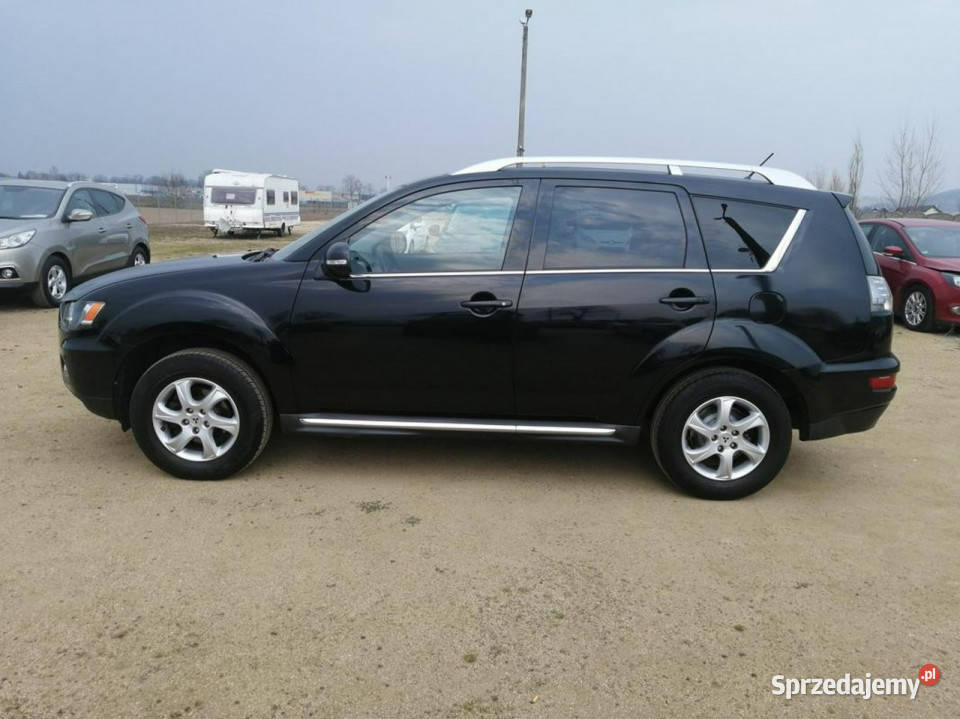 Mitsubishi Outlander 20 140 4x4 klima parktronik lakier metallic Strzegom