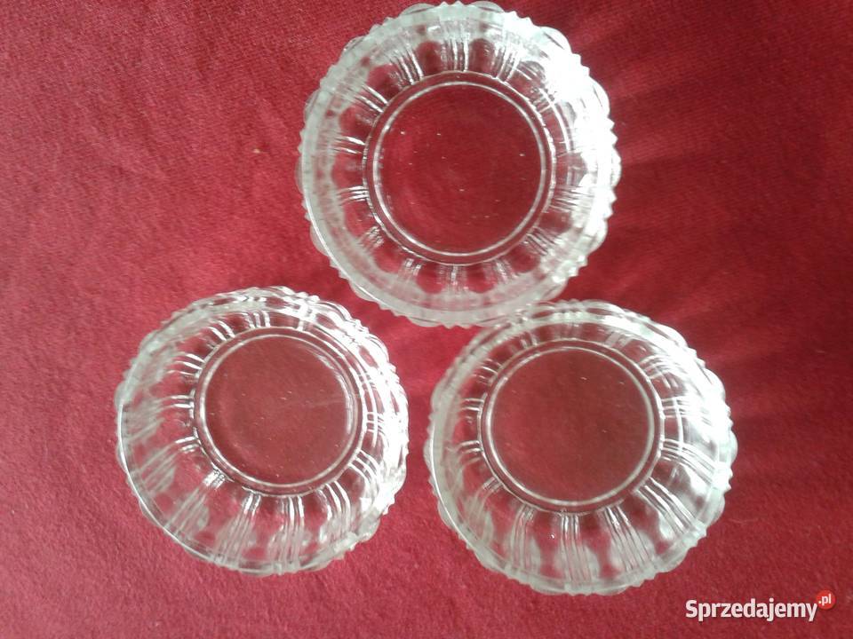 Cukiernica szklana z żeberkowym szlifemGruszka przezroczysty Akcesoria kuchenne Łódź sprzedam