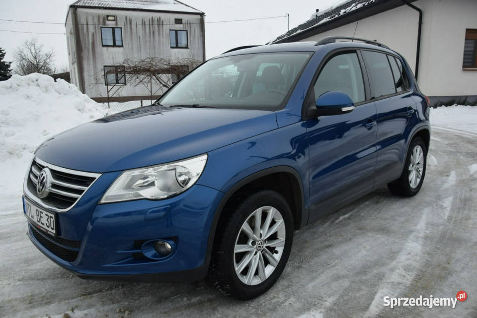 Volkswagen Tiguan 20TDI Navi Hak 2 KPL KóŁ PDC niebieski Majdan Sieniawski
