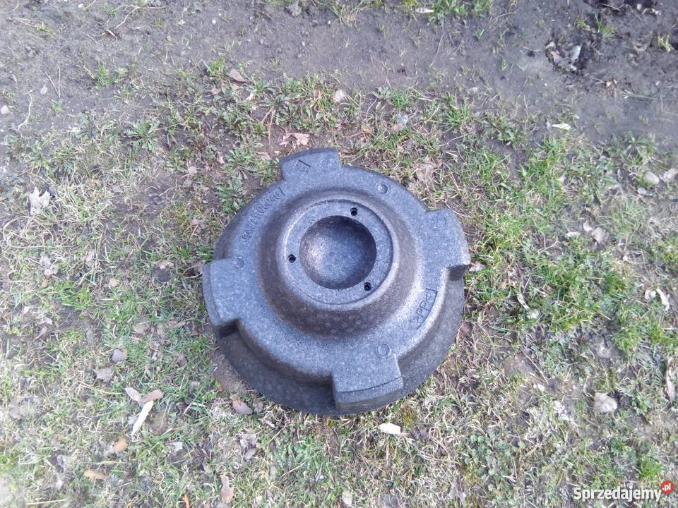 Piana styropian bagażnika Toyota Avensis 0309 Tarnów sprzedam