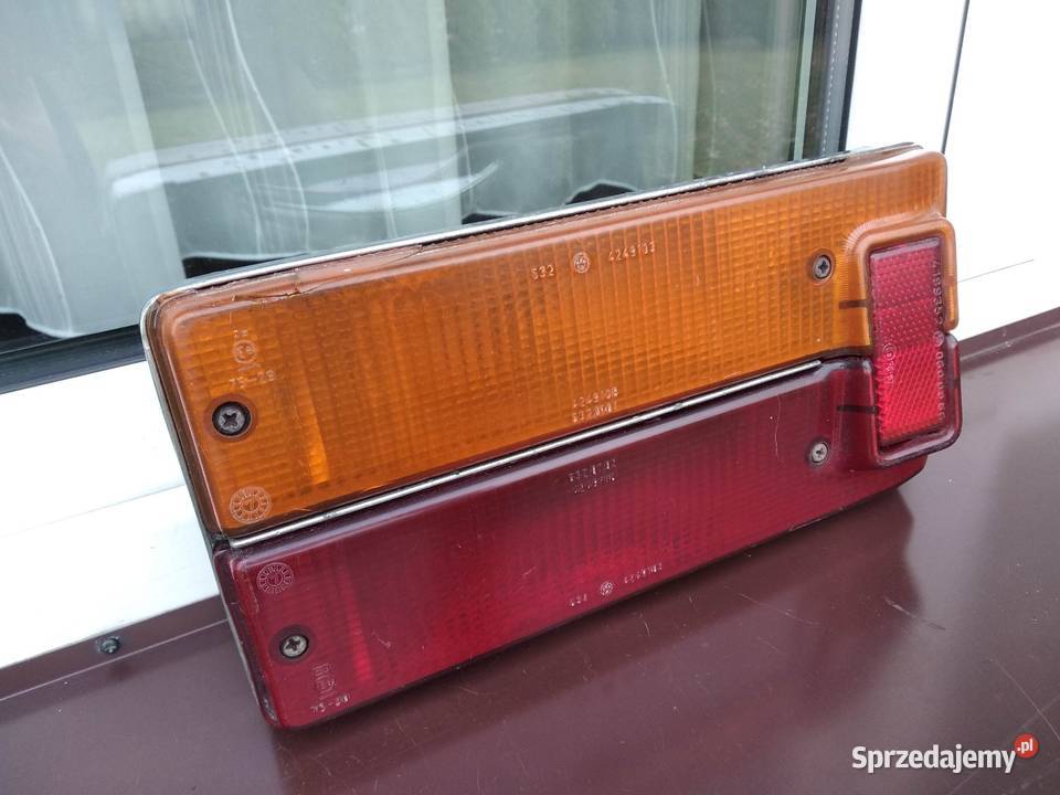 Fiat 125p lampa tył tylna prawa Sieradz