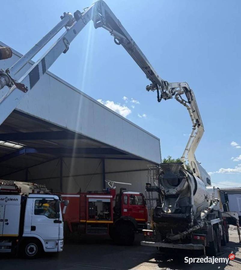 Betoniarka Pompa do betonu Cifa Mercedes Arocs