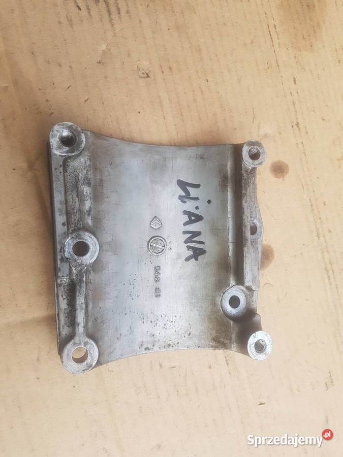 Suzuki Liana podstawa łapa kompresora Legnica