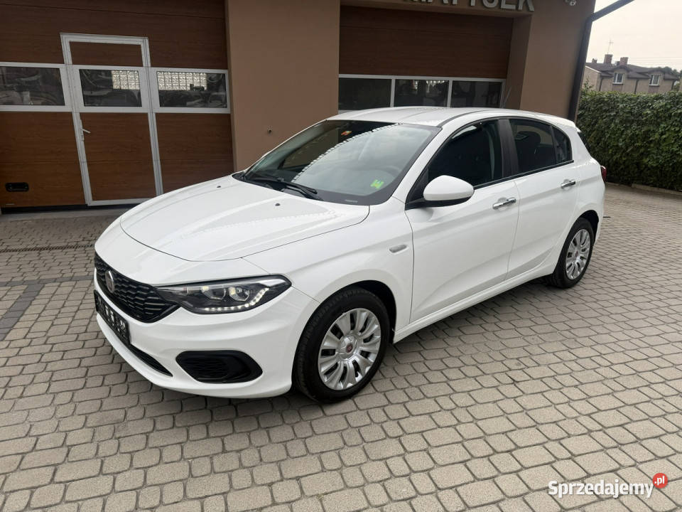 Fiat Tipo 14 TJet 120 Klimatyzacja Nawigacja Orzech