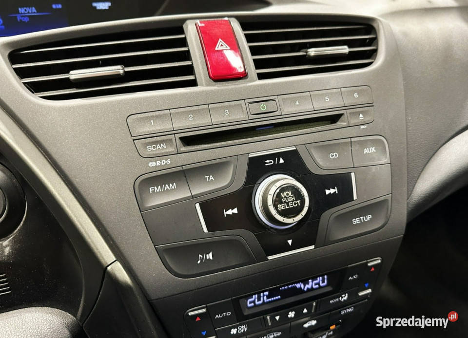 Honda Civic IX 2011 Sadlno