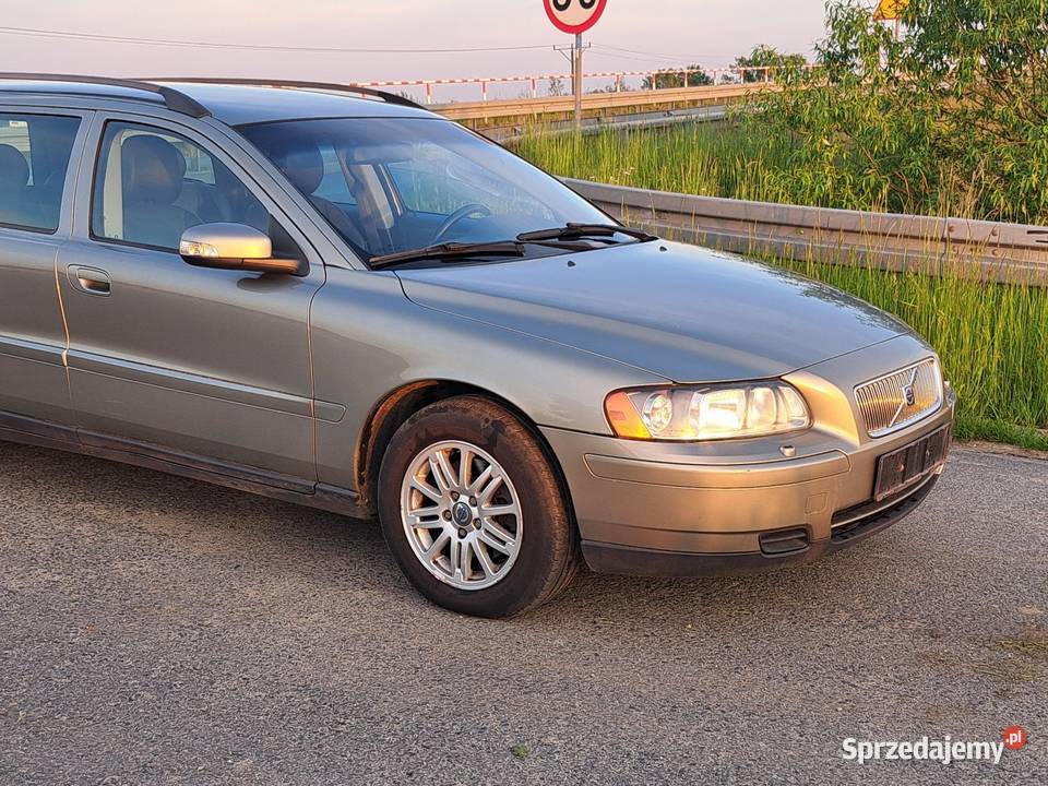 Volvo v70 1 właściciel 24 Benzyna 170 Manual 2435cm3 Oleśnica