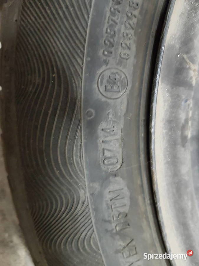 Felgi z oponami FORD FIESTA MK6 Continental Milicz