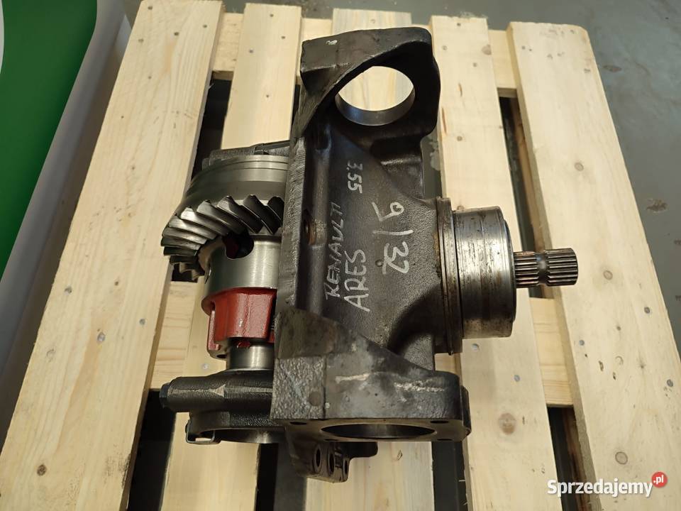 Dyferencjał 9x32 11358 355 Claas Ares 826 RZ Wilkowo sprzedam
