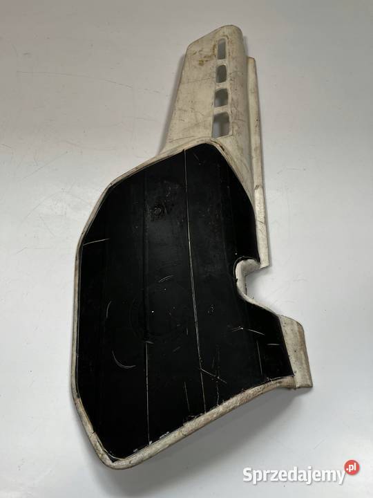 YAMAHA DT 200 84 Owiewka Osłona Zadupek tył L wielkopolskie Łobżenica