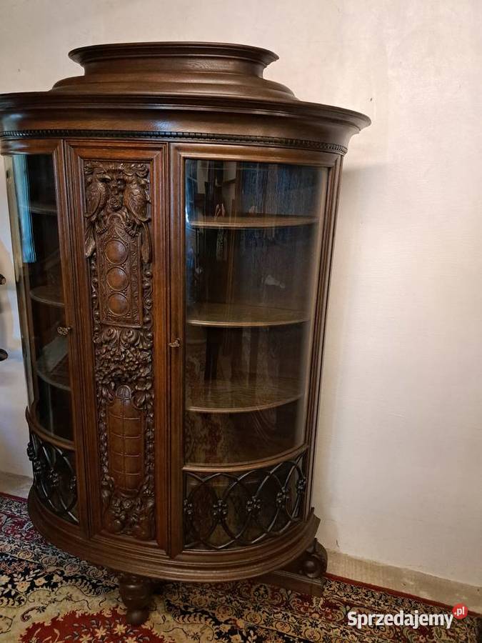 Piękna owalna witryna neorenesans Myślibórz