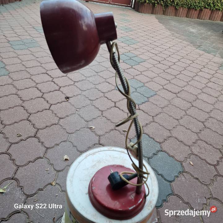 lampa warsztatowa z PRL łódzkie Tuszyn
