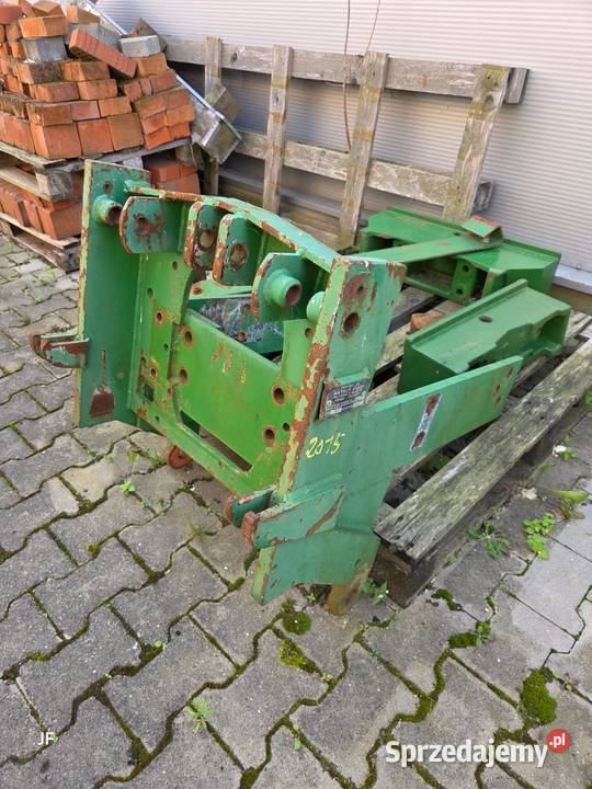 Rama do przedniego TUZ a do ciągnika JOHN DEERE Bodzanów sprzedam
