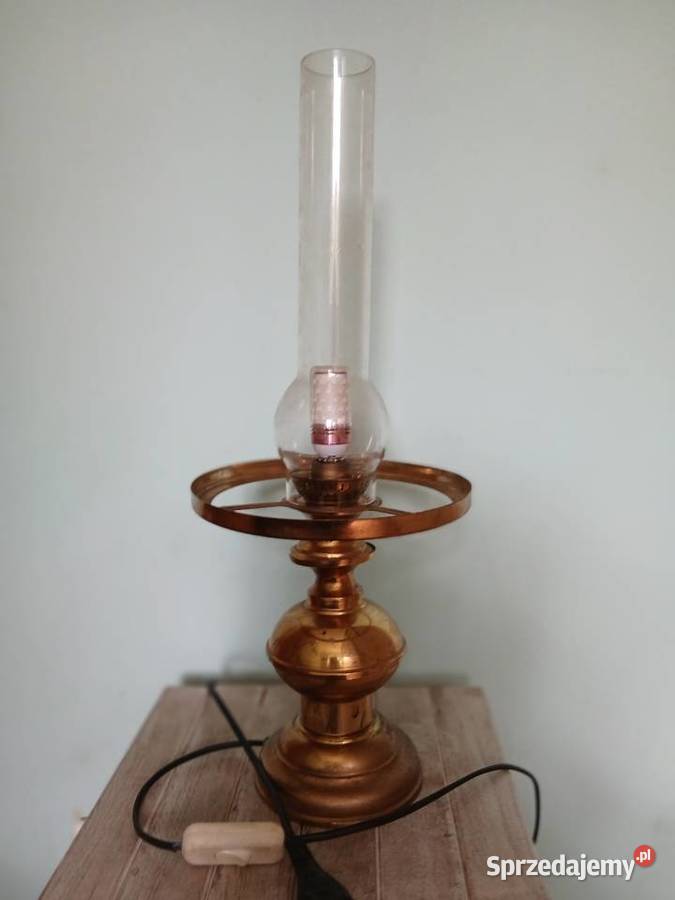 Mosiężna lampa