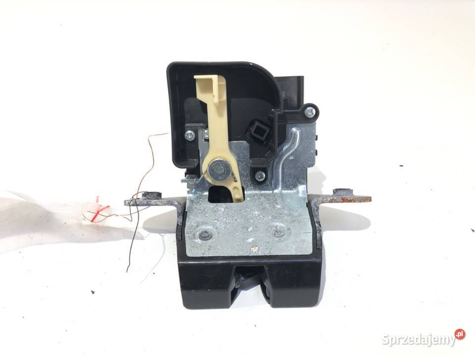 ZAMEK KLAPY TYŁ HYUNDAI i30 Hatchback 81230G3000 Motoryzacja
