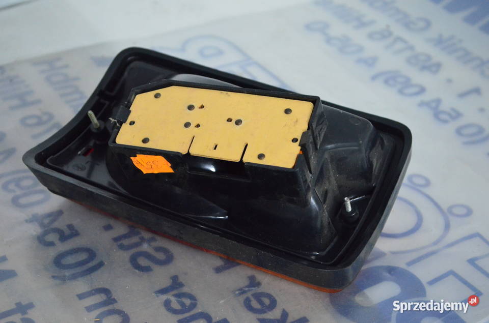 Lampa tylna Fiat 126p FL maluch LEWA osobowe dolnośląskie Strzegom