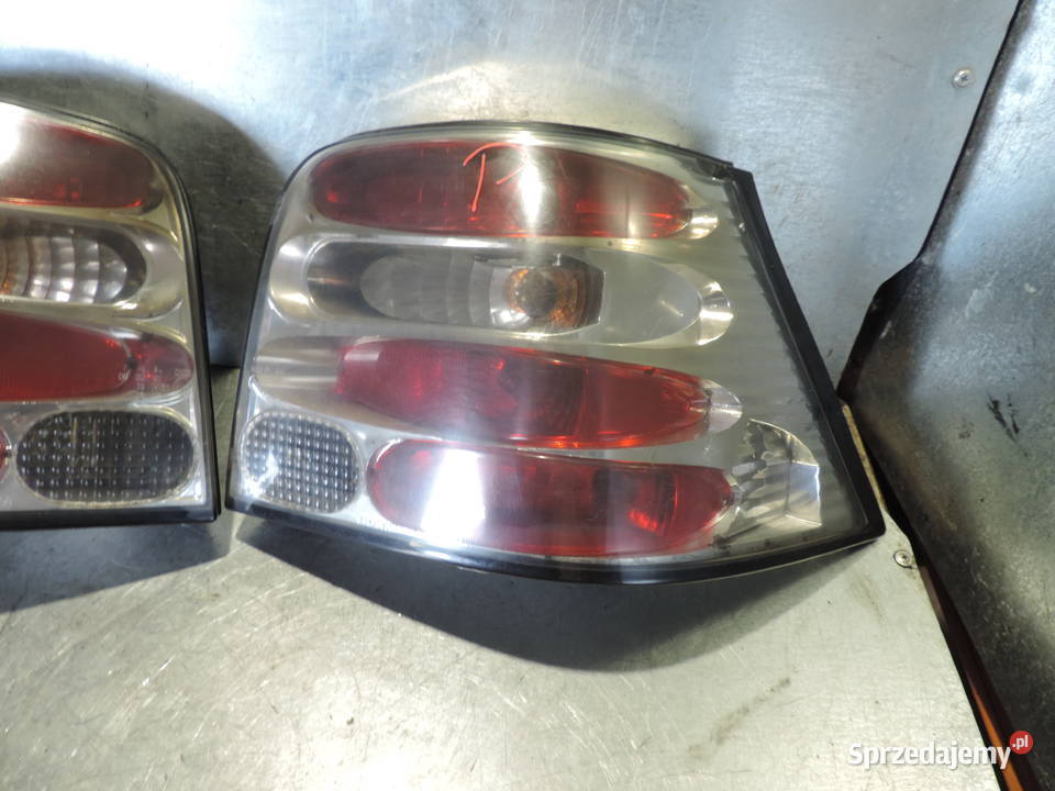 LAMPA PRAWY LEWY TYLNA VW GOLF 4 KOMPLET małopolskie Nowy Sącz