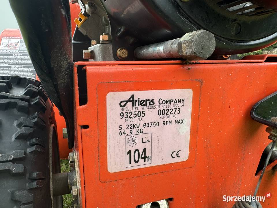 ODŚNIEŻARKA ARIENS 724 COMPANY BRILLION Chwaszczyno